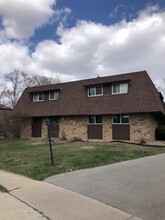 121 Town Crest Dr in New Lenox, IL - Building Photo - Building Photo