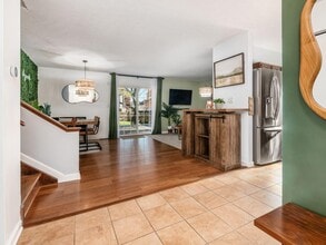 8346 Seabright Dr in Powell, OH - Building Photo - Building Photo