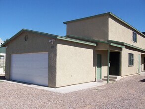 439 E Linden St, Unit 3 Bed / 3 Bath Near UofA in Tucson, AZ - Building Photo - Building Photo