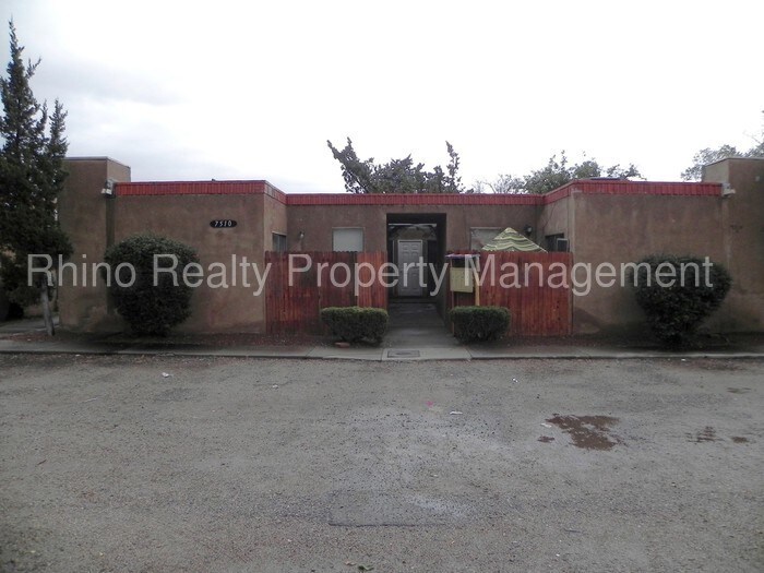 7510 Pennsylvania Ln NE-Unit -Unit C in Albuquerque, NM - Building Photo