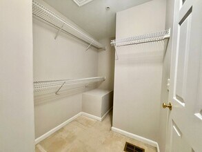 307D Prettyman Dr in Rockville, MD - Building Photo - Building Photo