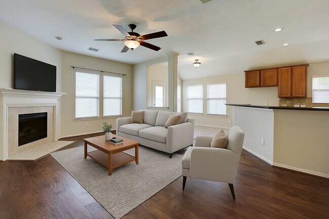 19223 Fisher Ridge Ln in Tomball, TX - Building Photo - Building Photo