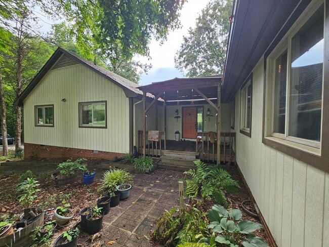 property at 1105 Mistywood Ln