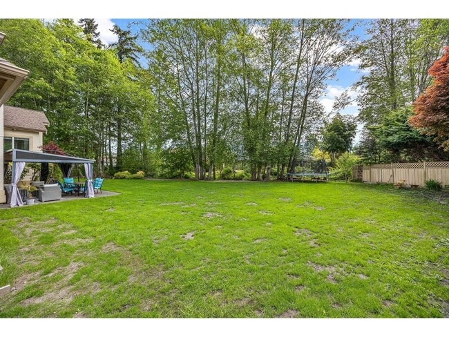 13638-13623 23 Ave in Surrey, BC - Building Photo - Building Photo