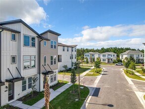 12518 Willstatter Ave in Orlando, FL - Foto de edificio - Building Photo