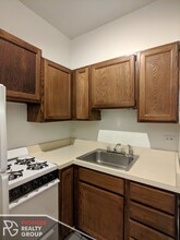 525 W Melrose St, Unit 511-106 in Chicago, IL - Building Photo - Building Photo