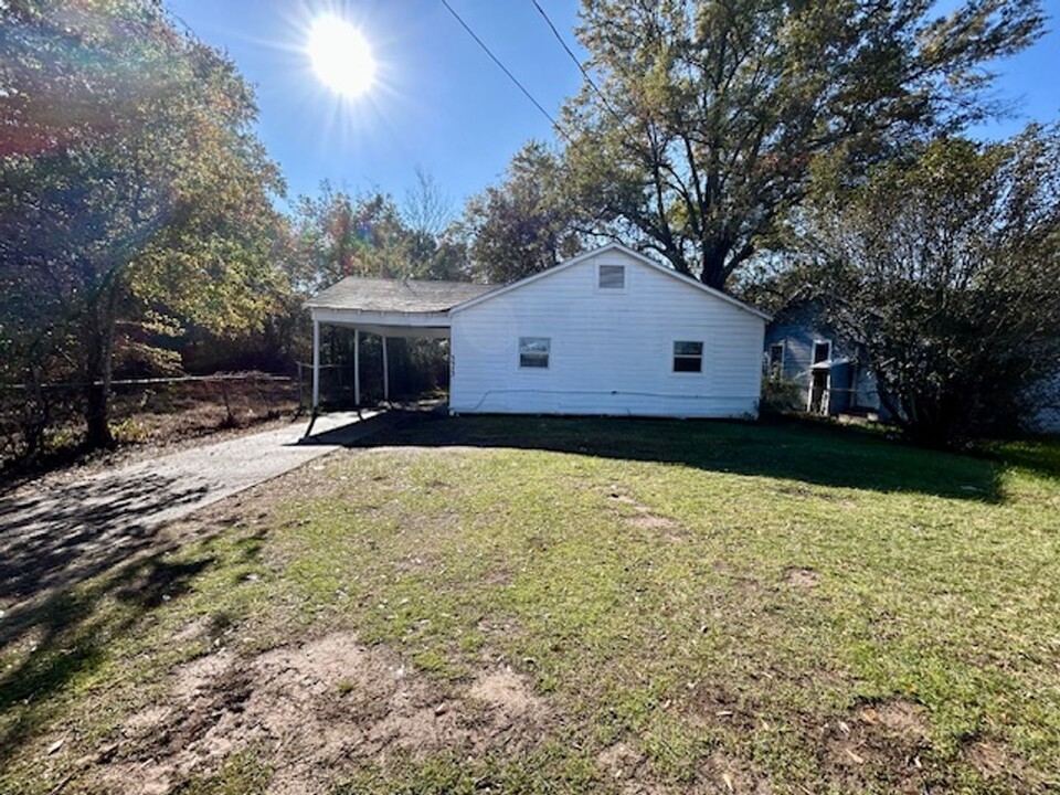 3413 W 70th St in Shreveport, LA - Building Photo