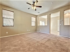 7136 S 7th Ln in Phoenix, AZ - Building Photo - Building Photo