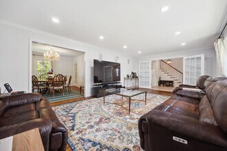 26 Church Ln in Scarsdale, NY - Building Photo - Building Photo