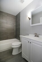 1409 E Chicago St in Valparaiso, IN - Building Photo - Building Photo