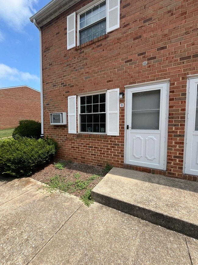 property at 191 Rockingham Dr