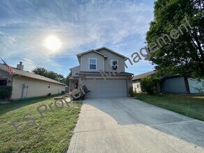 6316 Long River Ln in Indianapolis, IN - Building Photo - Building Photo