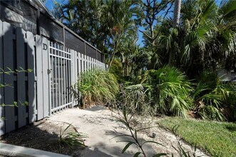 17451 Silver Fox Dr, Unit 206 in Ft. Myers, FL - Building Photo - Building Photo