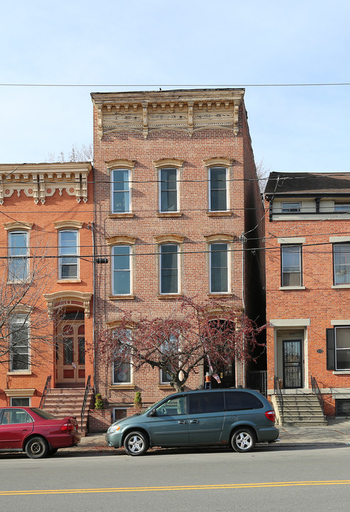 294 Washington Ave in Albany, NY - Building Photo