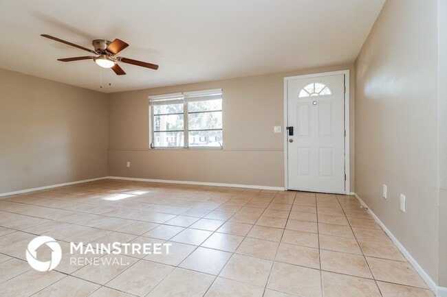 5701 Berlin Dr in Port Richey, FL - Building Photo - Building Photo