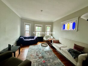 85 Lowden Ave, Unit 2 in Somerville, MA - Building Photo - Building Photo