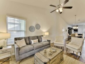 LEO at Augusta Commons- Single Family Rental in North Augusta, SC - Foto de edificio - Building Photo