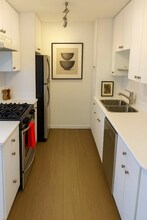 1600 Ardmore Ave in Hermosa Beach, CA - Building Photo - Building Photo