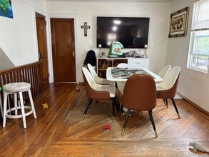 140-99 Burden Crescent in Queens, NY - Building Photo - Building Photo