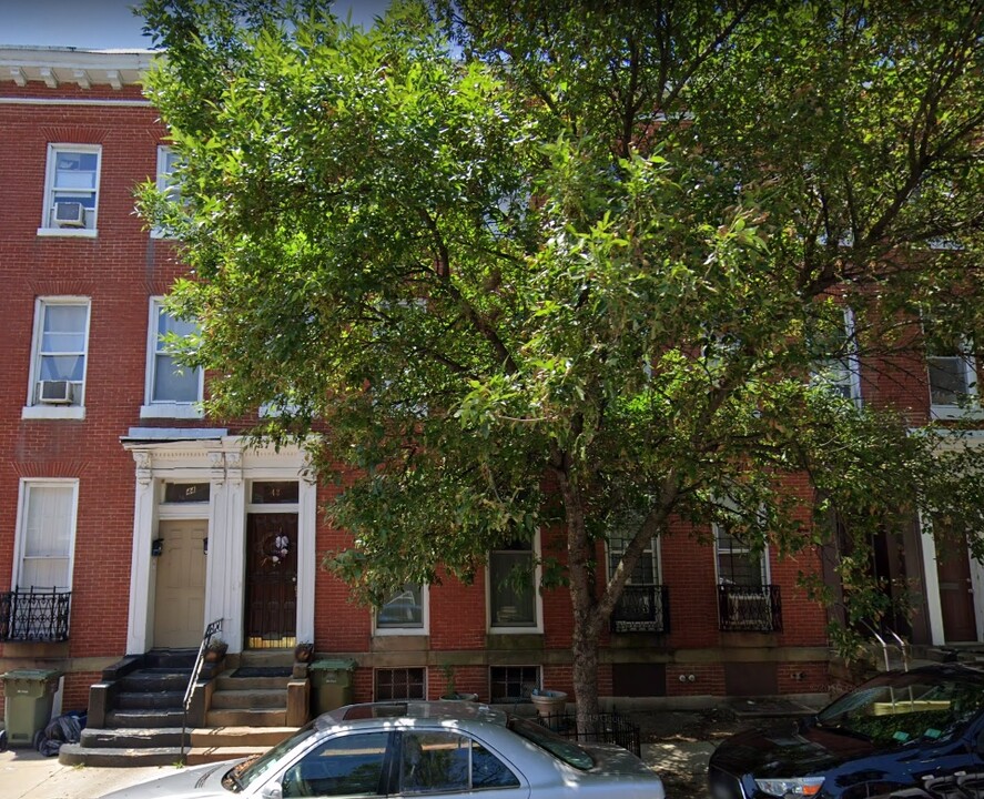 40 Parkin St in Baltimore, MD - Building Photo