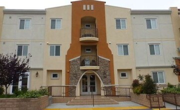 MASON (10227) APT in Chatsworth, CA - Building Photo - Building Photo