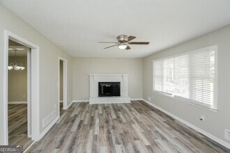 3100 Macedonia Pl in Powder Springs, GA - Building Photo - Building Photo