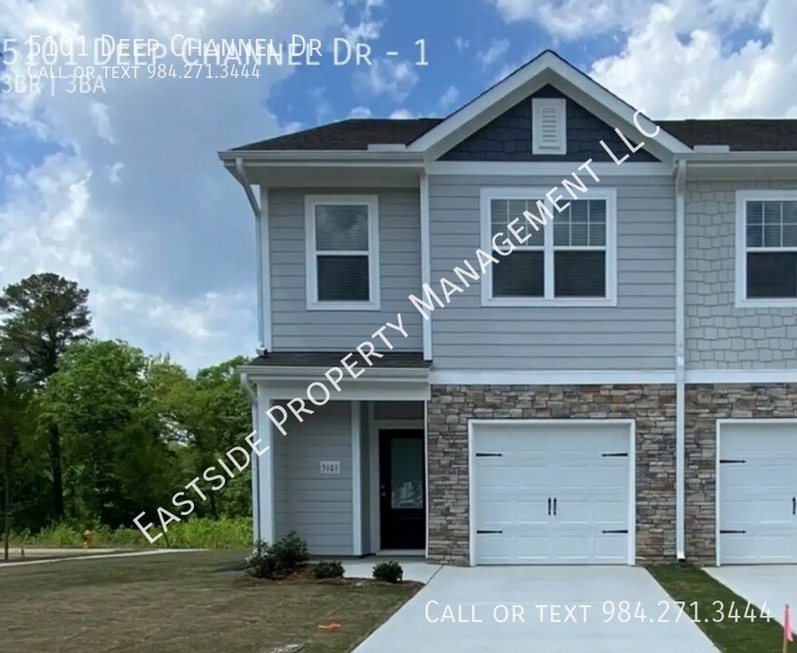 5101 Deep Channel Dr in Raleigh, NC - Building Photo