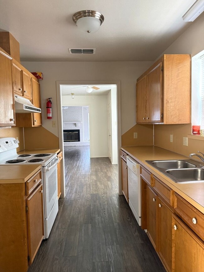 5005 Longstreet Pl in Bossier City, LA - Building Photo - Building Photo