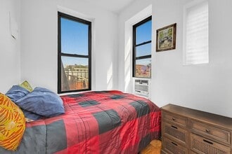 543 1/2 East 6th Street, Unit 5 in New York, NY - Building Photo - Building Photo
