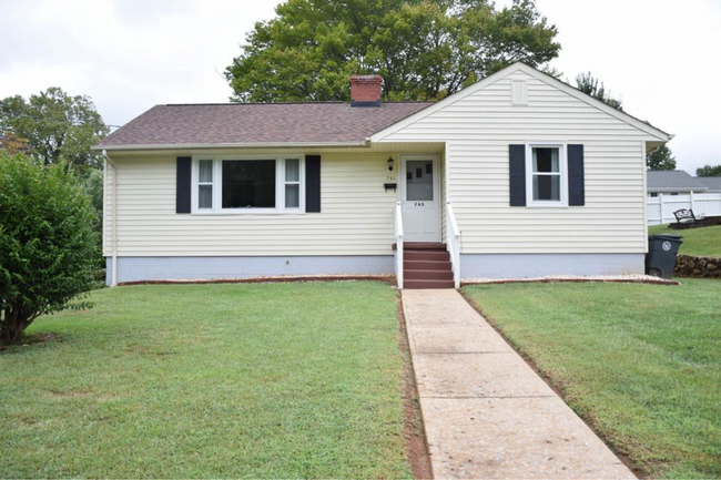 property at 745 Crestwood Cir