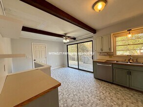 602 SE 4th Terrace in Lee's Summit, MO - Building Photo - Building Photo