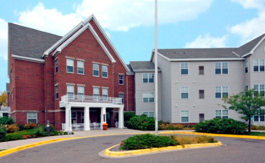 Shingle Creek Commons Senior Living 55+ in Minneapolis, MN - Foto de edificio