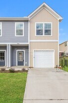 108 Blakeslee Ct in Mooresville, NC - Building Photo