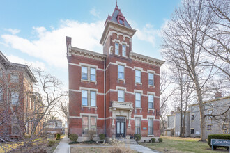 First Place Condominiums in Louisville, KY - Building Photo - Primary Photo