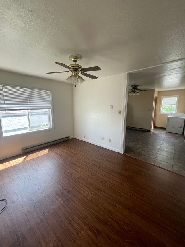 property at 307 9th Ave NE