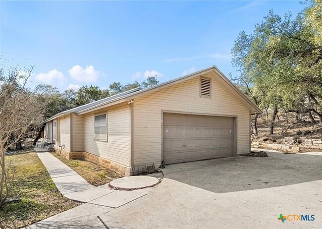 property at 650 Lorne Rd