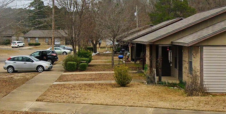 231 N Main St in Blanchard, LA - Building Photo