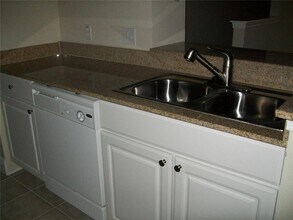 12807 Madison Pointe Cir in Orlando, FL - Building Photo - Building Photo