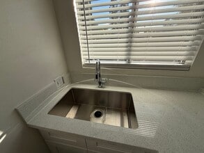 311 Griswold Ave in San Fernando, CA - Building Photo - Building Photo