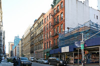 109 Reade St in New York, NY - Building Photo - Building Photo