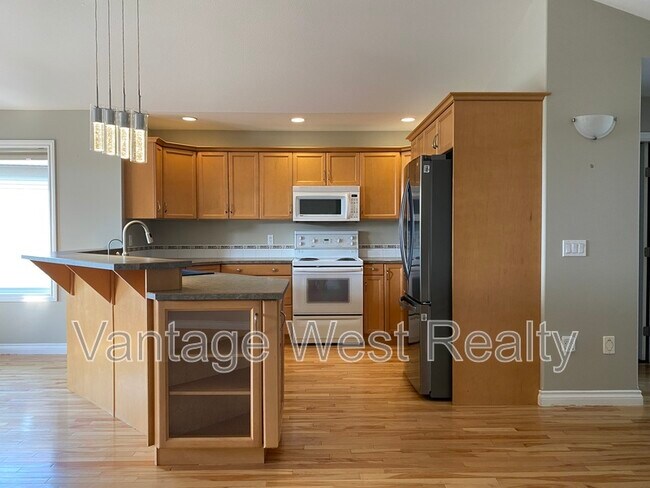 property at 5058 S Ridge Dr