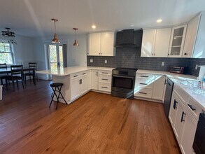 1 Hillrise Ln in Meredith, NH - Building Photo - Building Photo