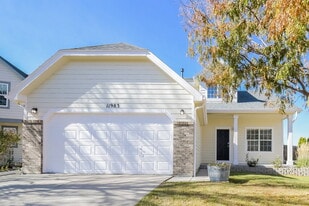 11983 Dahlia Dr in Thornton, CO - Building Photo