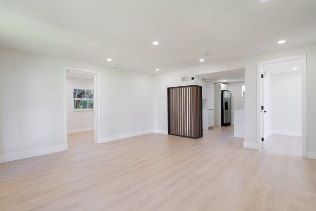 1108 W 33rd St in West Palm Beach, FL - Building Photo - Building Photo