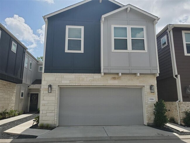 property at 1526 Beach Oak Dr