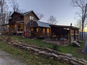 41 Dillingham Ests Trl in Swannanoa, NC - Building Photo - Building Photo