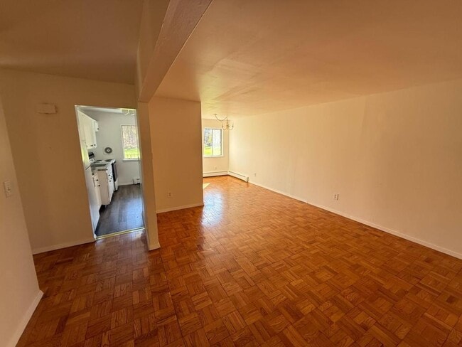 37 Rome Ave in Bedford Hills, NY - Building Photo - Building Photo