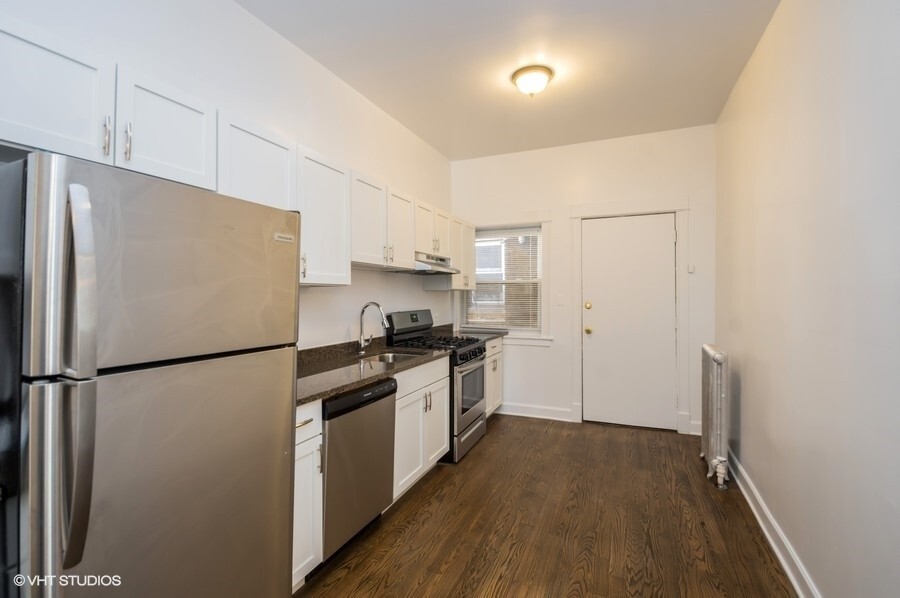1532 W Wilson Ave, Unit 3 in Chicago, IL - Building Photo