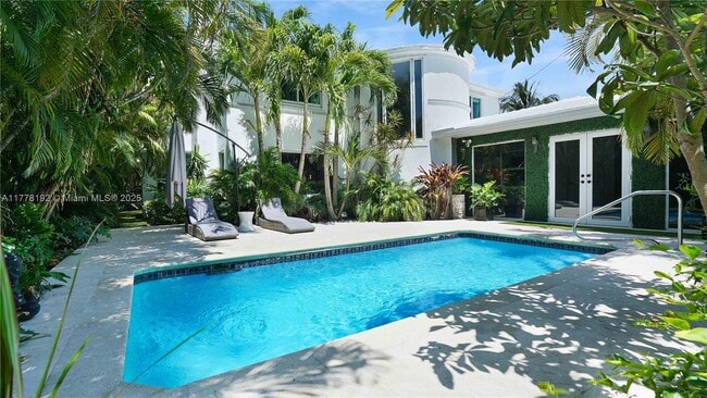 property at 5650 Pine Tree Dr