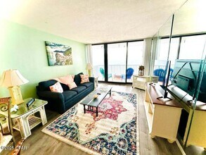 6905 Thomas Dr in Panama City Beach, FL - Building Photo - Building Photo